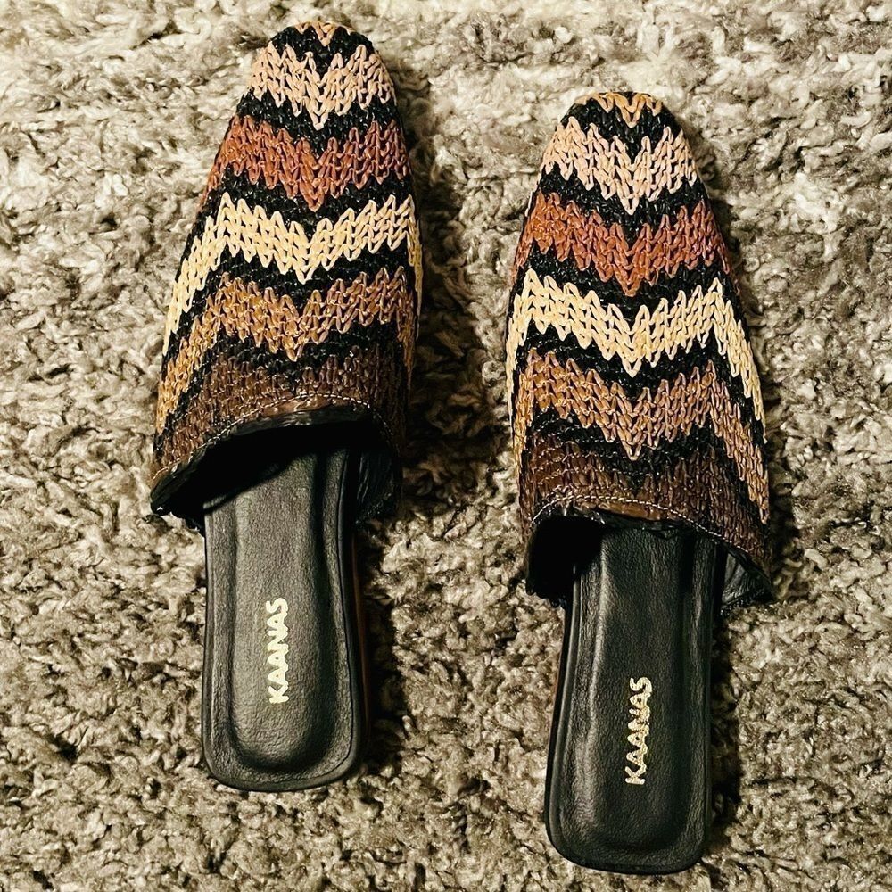 NIB New Kaanas Chevron Mule - Picture 2 of 8